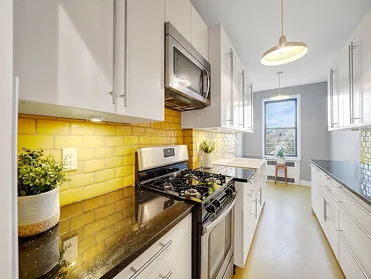 657 East 26th Street #5R