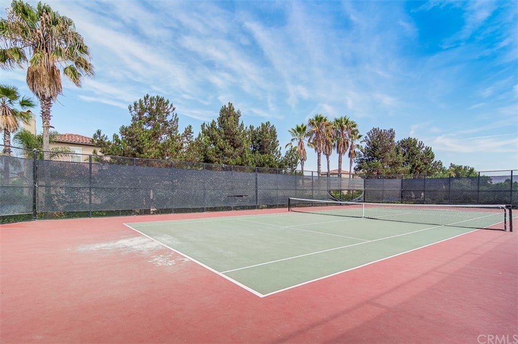 7461 Shelter Cove Cir