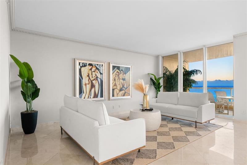2100 N Ocean Blvd: Unit 18D