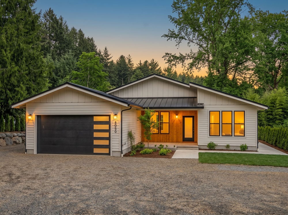 New construction home at 8950 Nehalem Rd in Manzanita, Oregon, where Meadow Davis of Home + Sea Realty represented the buyer near the beach in Neahkahnie.