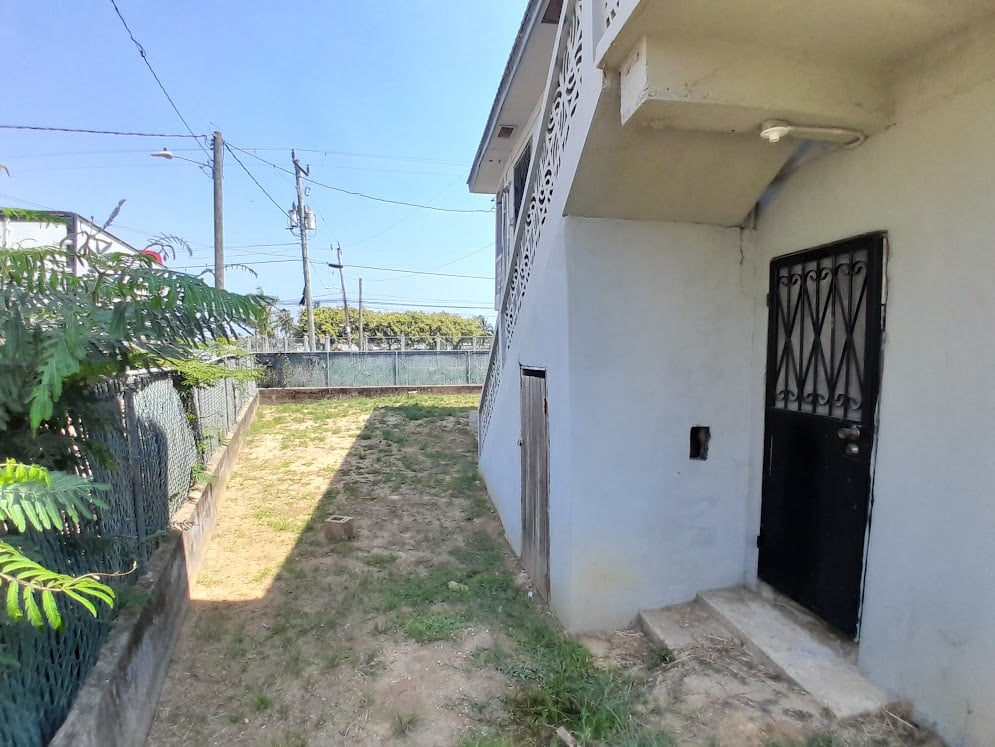 Charming 2-Bedroom Ground Floor Rental in Dangriga