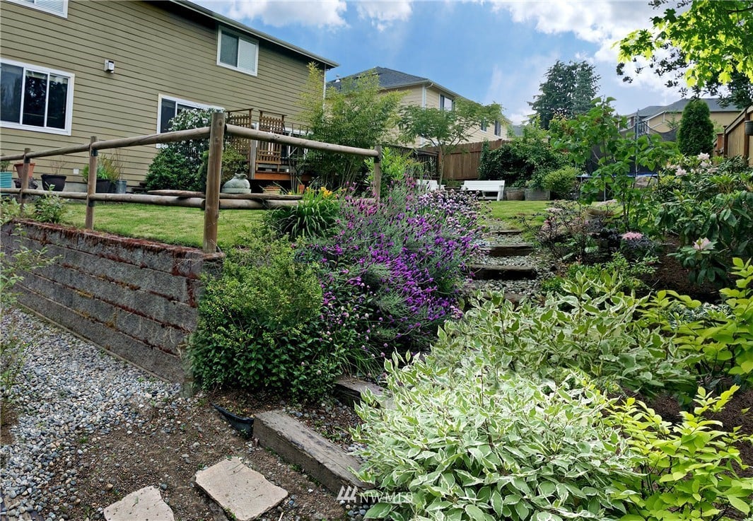 11305 SE 79th Pl