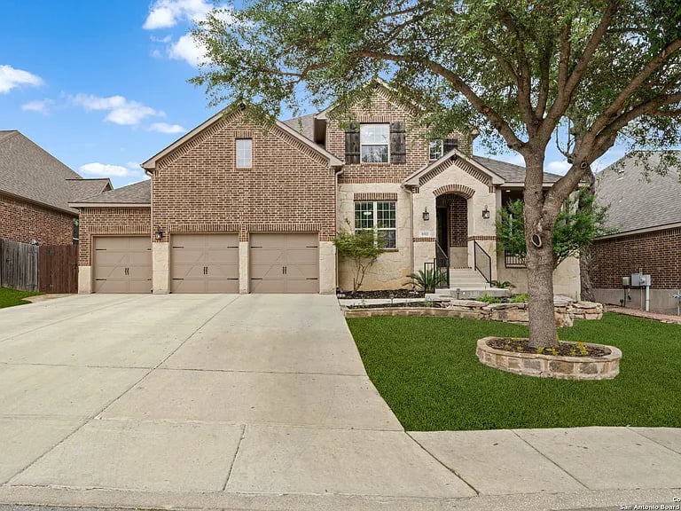8911 Rocky Ridge