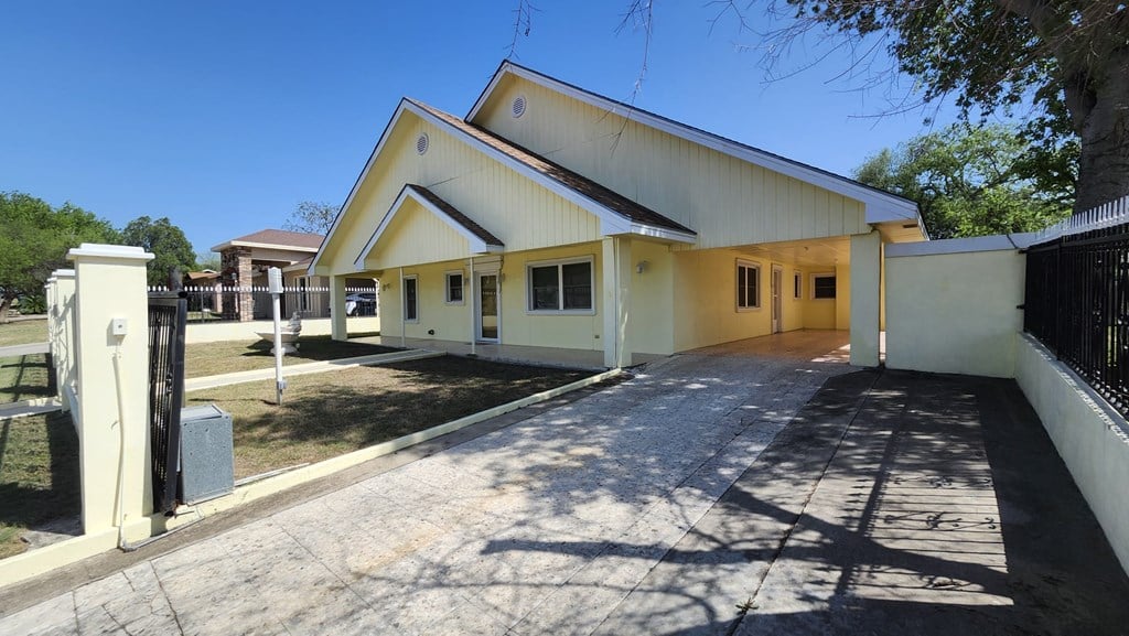 2314 Ralph Dr
