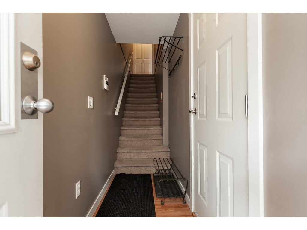 101-12040 68 Ave