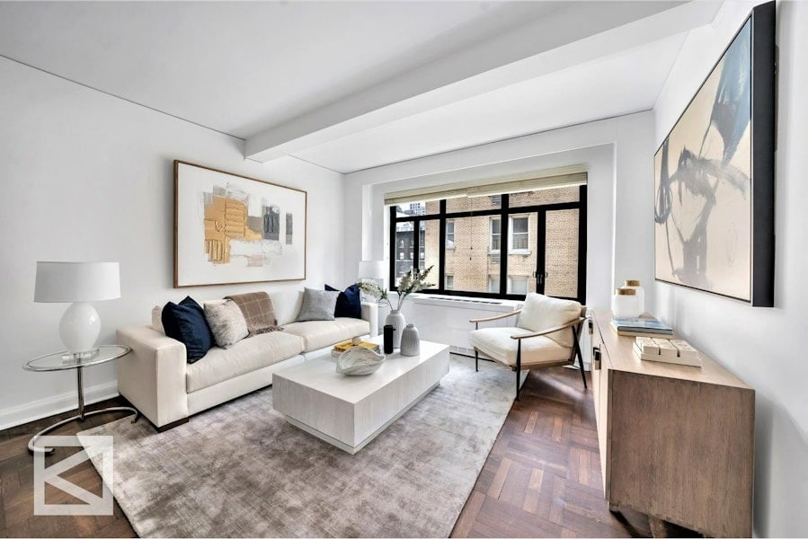 25 W 54th St, 8B