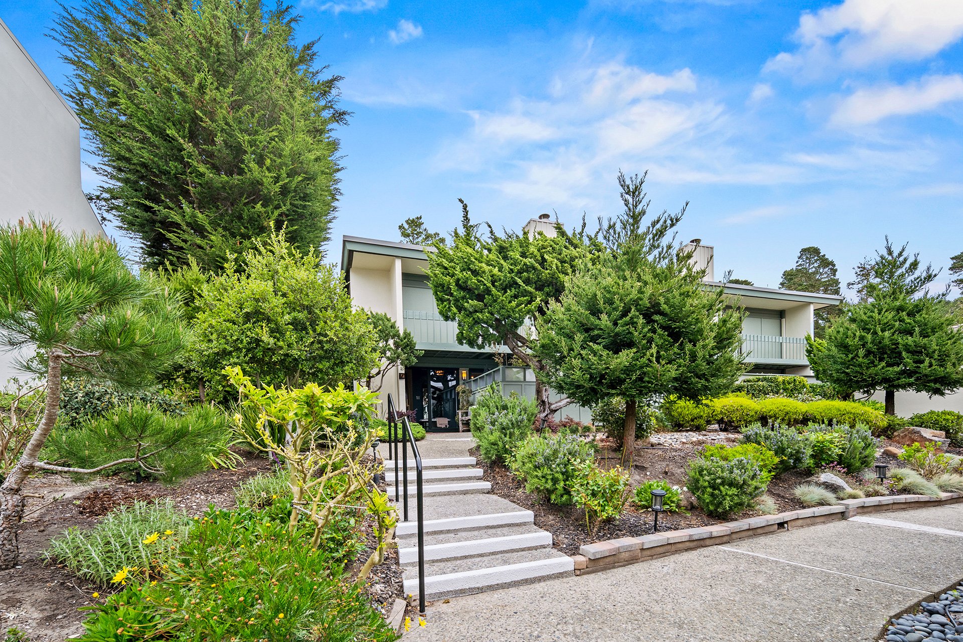Carmel Townhome Living - 95 High Meadow Lane