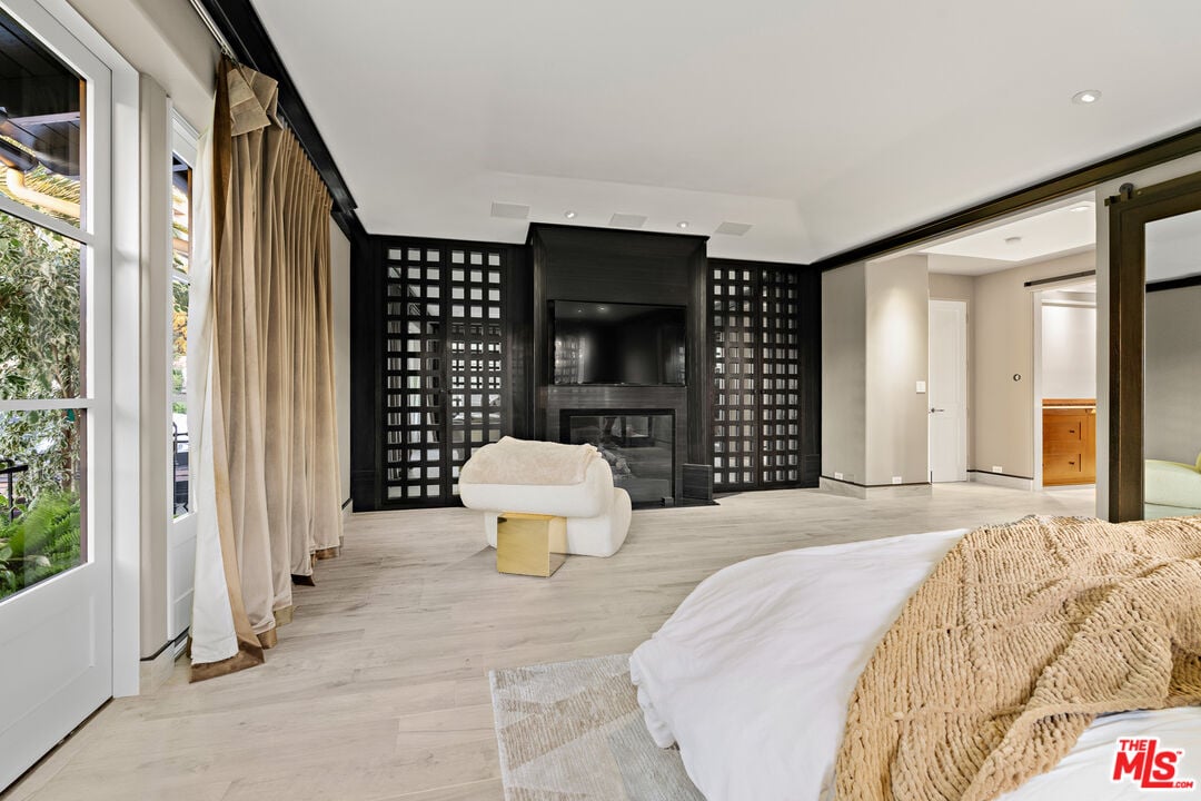 Century Woods Dr, 90067