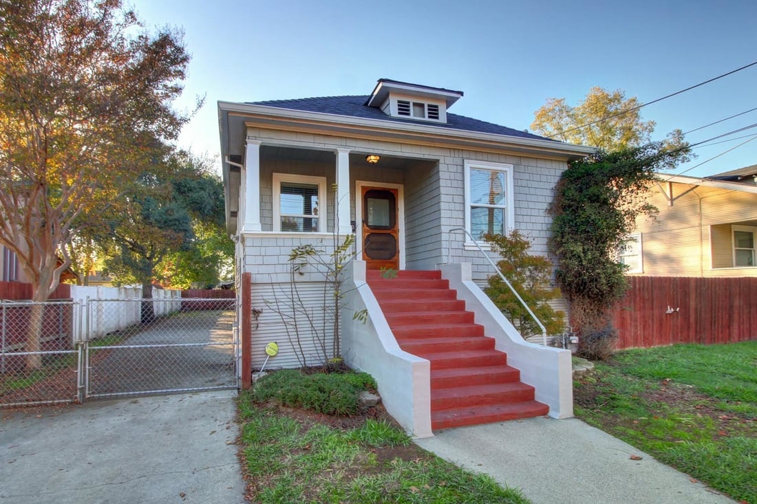 Just listed: Beautiful high water bungalow at 2768 43rd Street