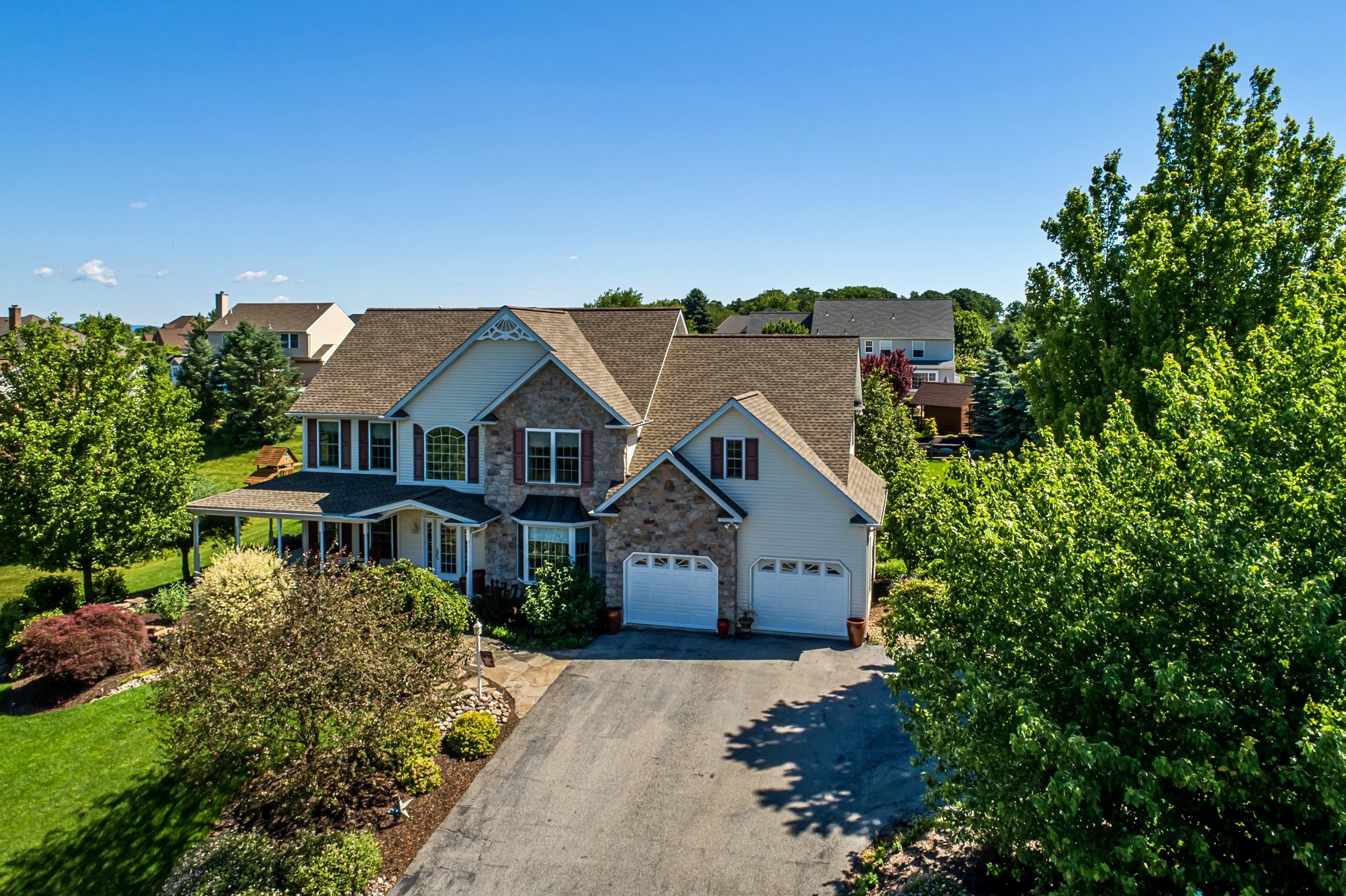 2237 Apple Road