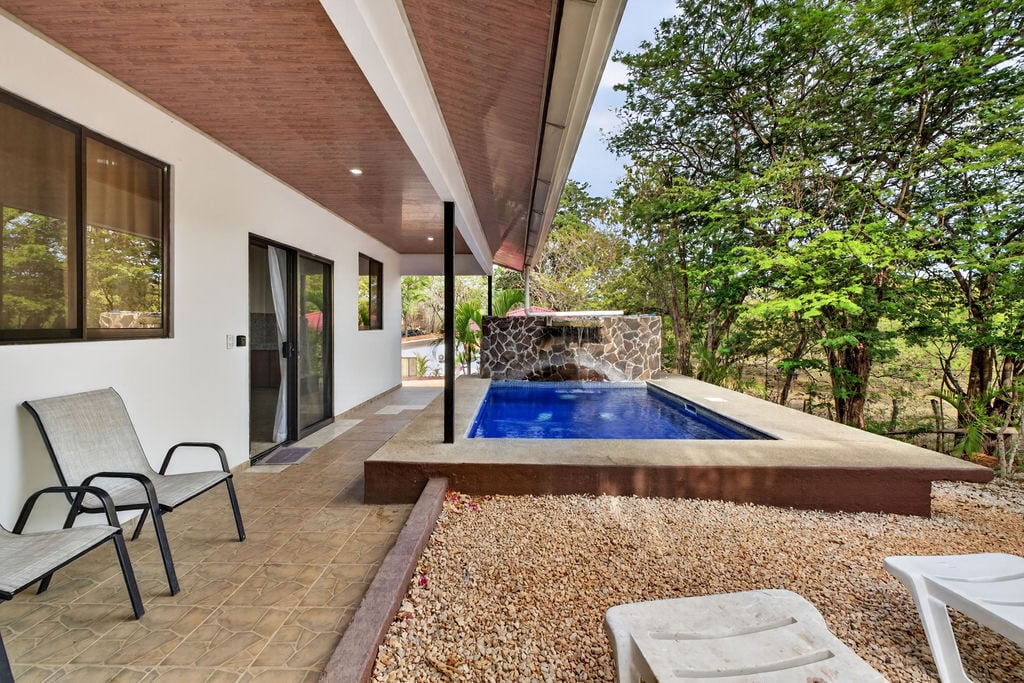 Villa Los Monos | High-Income 9-Unit Rental Property Near Playa Grande