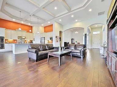 1323 Coopers Hawk Way