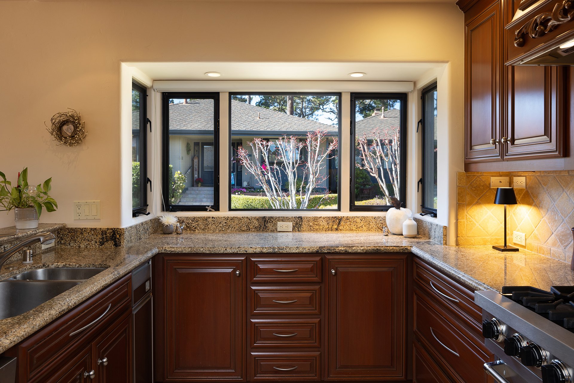 Stylish Del Mesa Retreat - 129 Del Mesa
