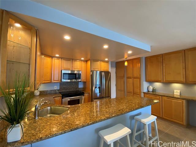 400 Hobron Ln #2305