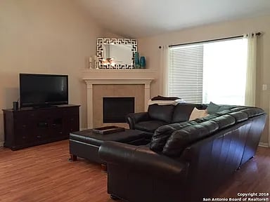 26423 Cuyahoga Cir