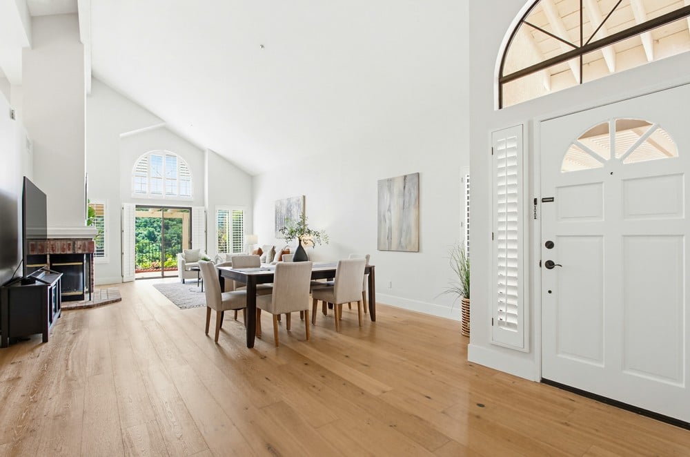 28782 Vista Valley Dr