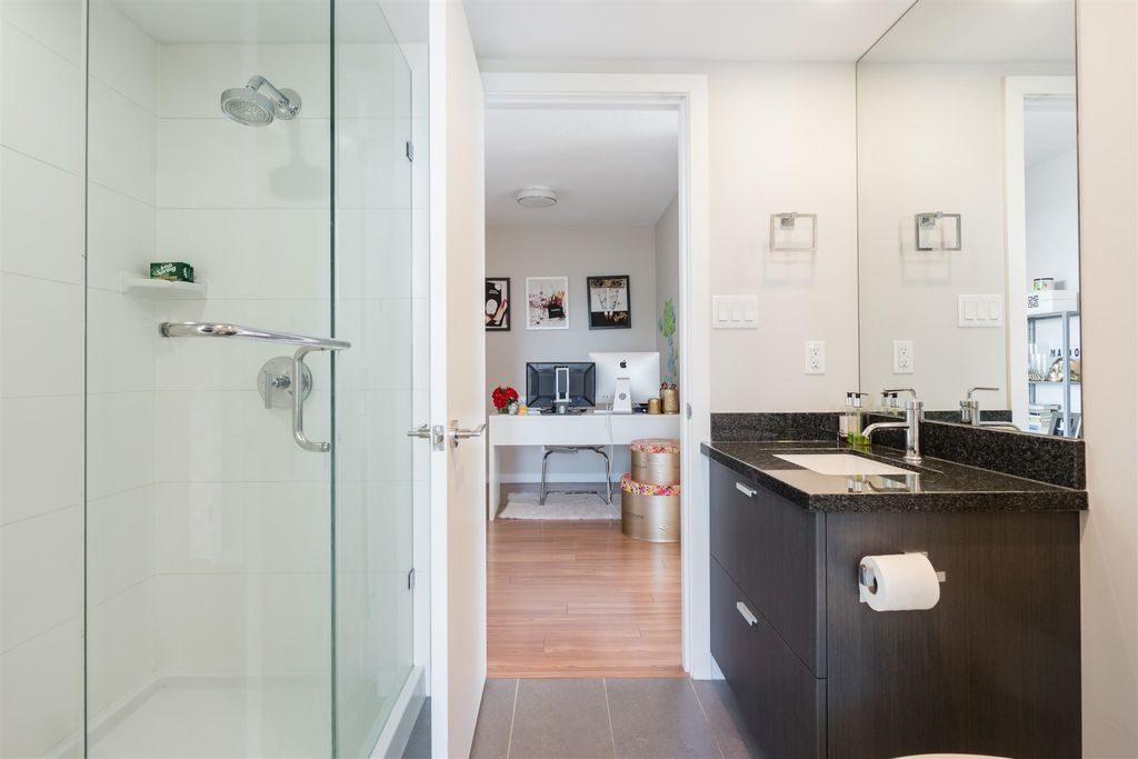 2200 Douglas Rd, #1404