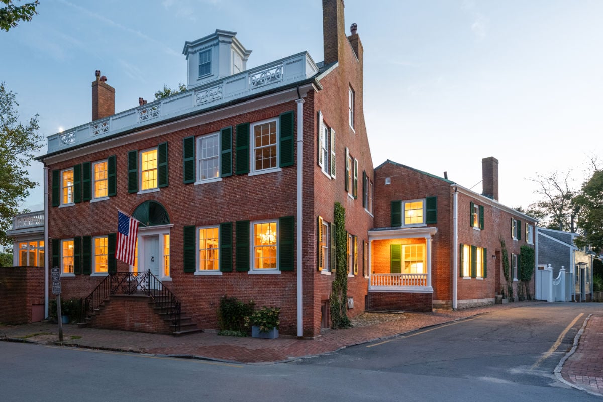 19 Pleasant Street - Moors End