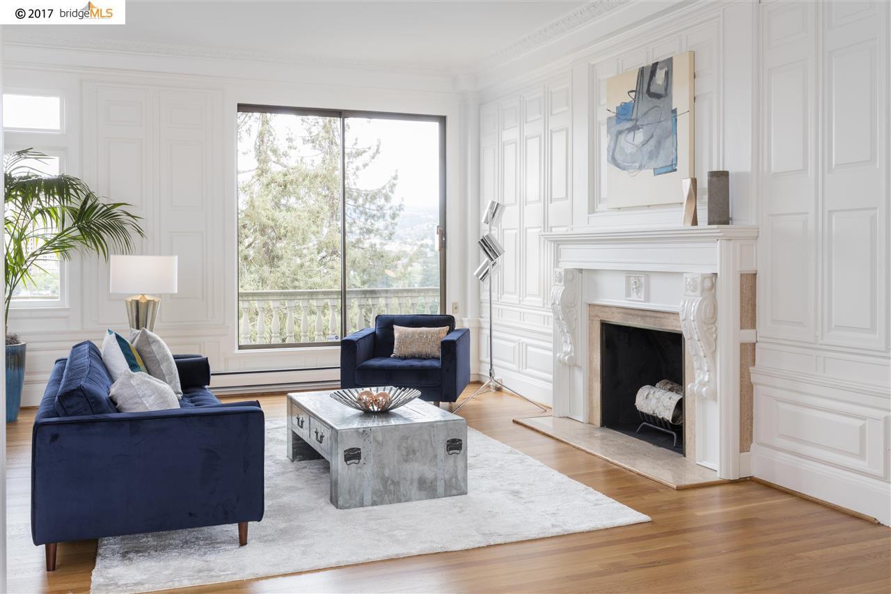 200 Lakeside Dr, #803