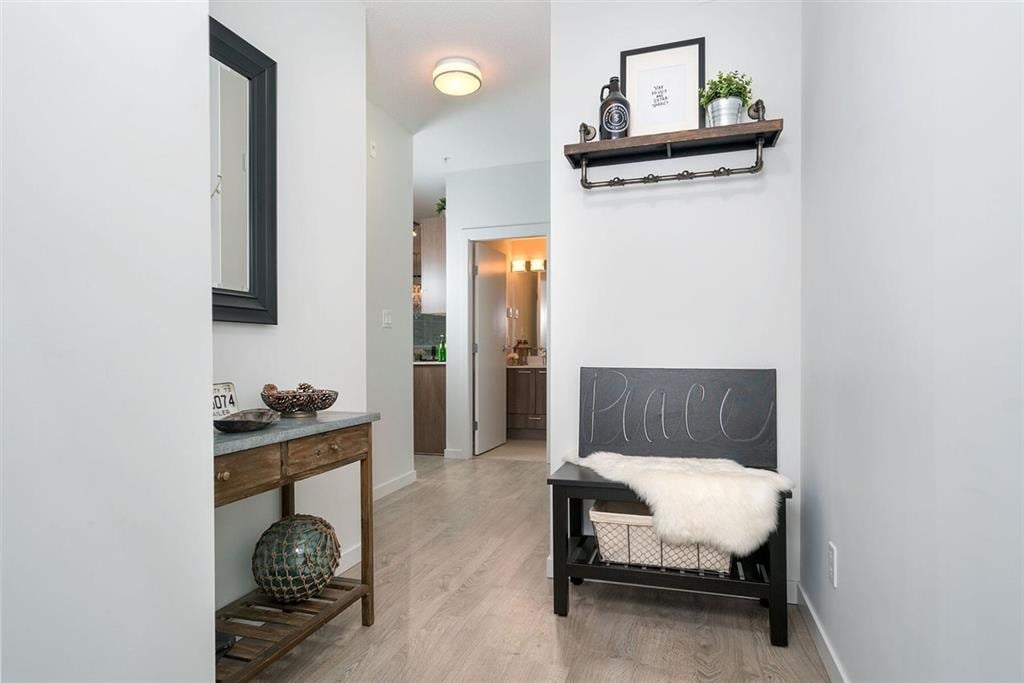 207-617 Smith Ave
