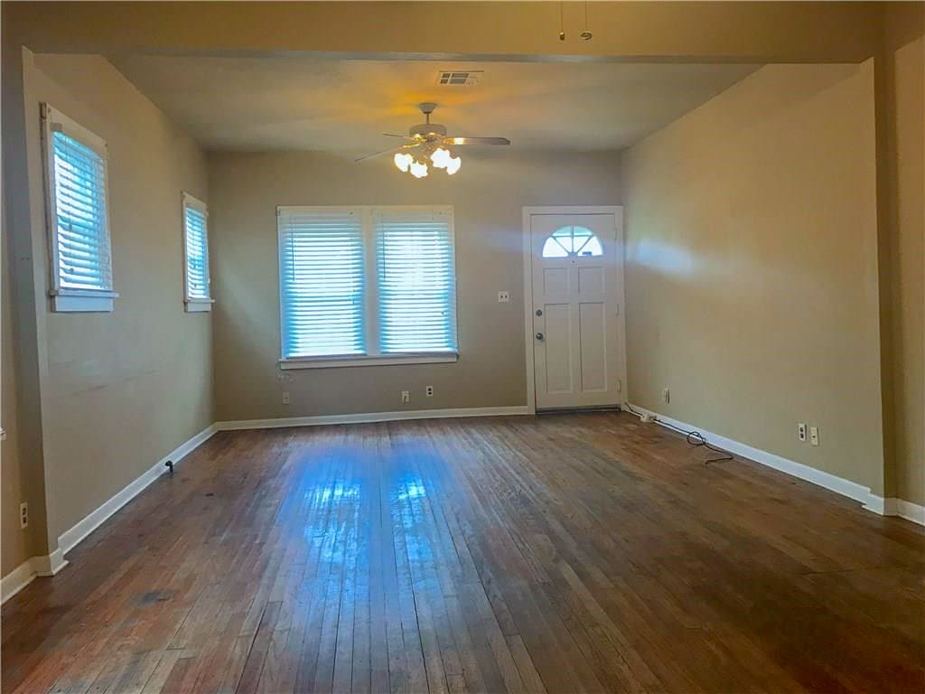 411 W Pulaski 