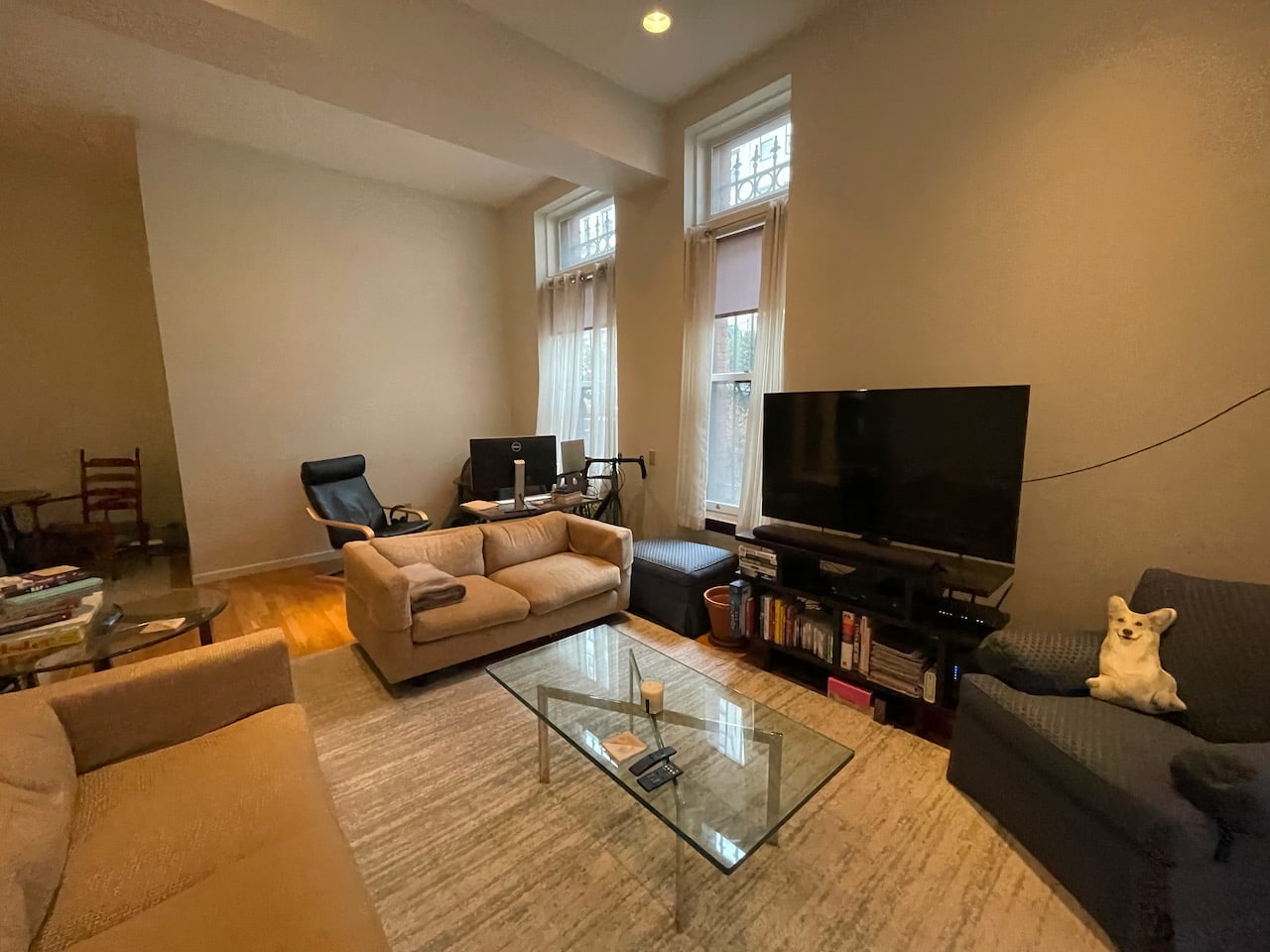 Back Bay / South End Border - 2 bed 1 bath w/ common laundry & common roof deck! 
