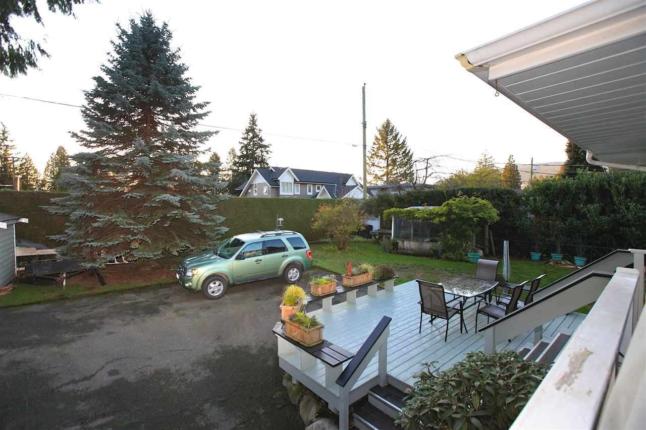 2801 Woodbine Dr