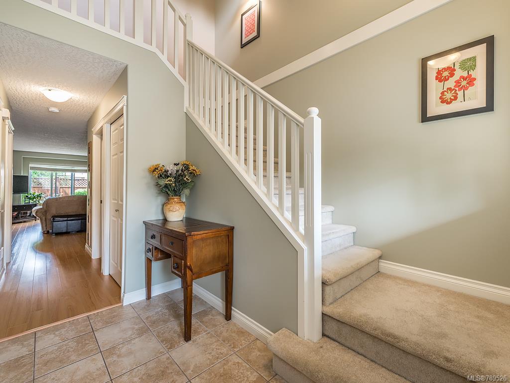 112-724 Larkhall Rd