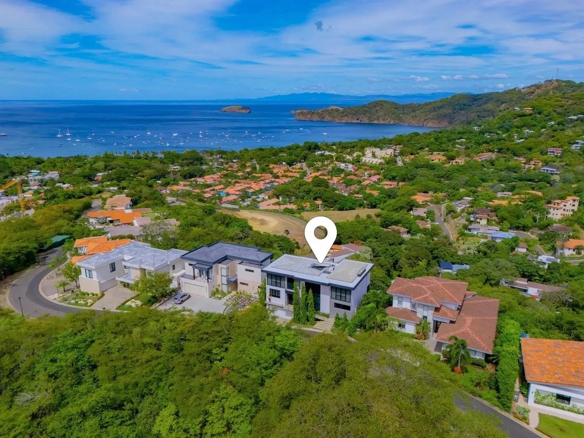 Elevated Infinity Pool Home, Papagayo, Guanacaste