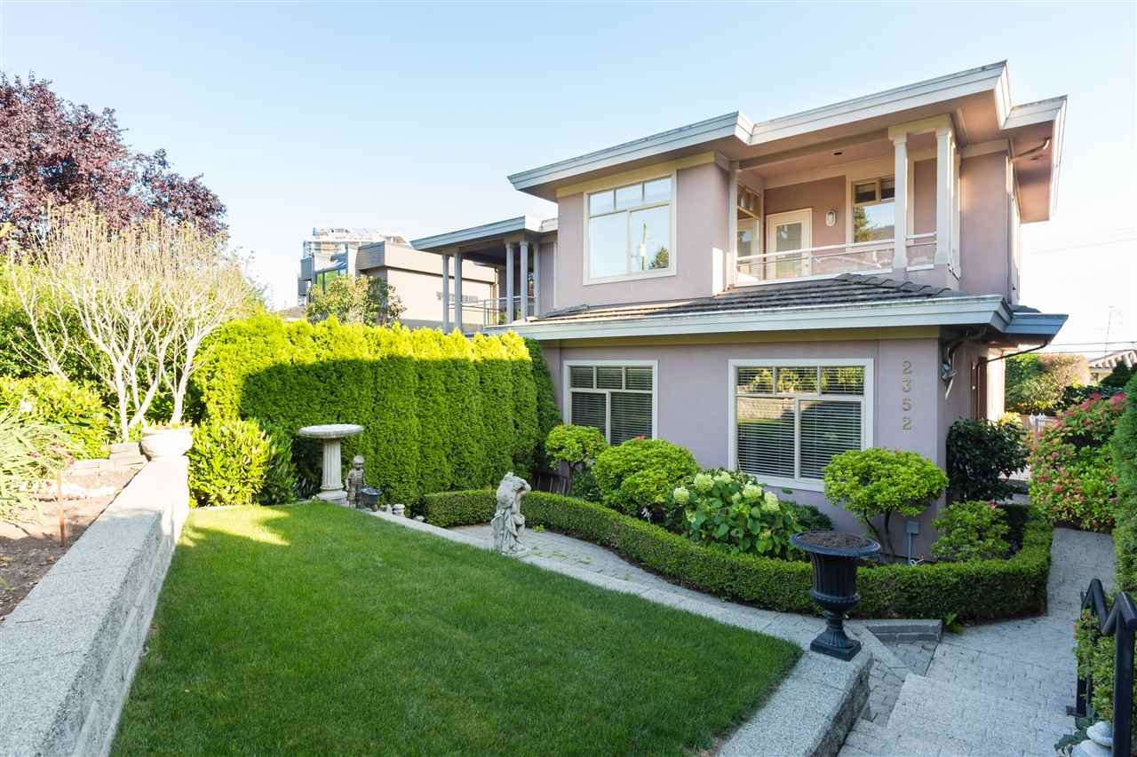 2352 Marine Dr
