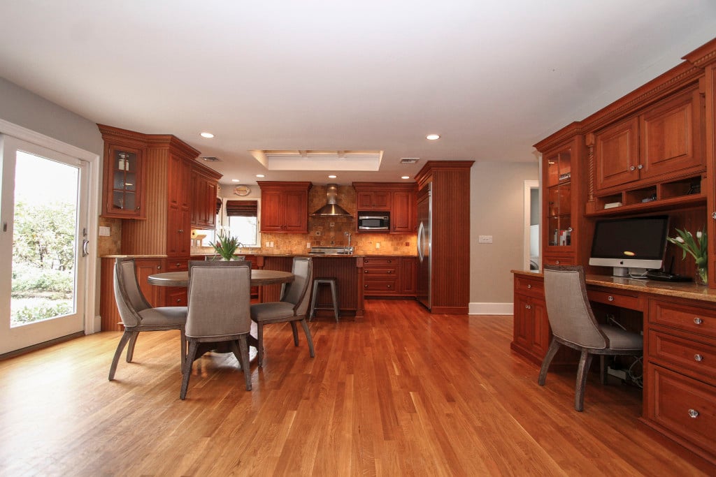 Sold! 9 Owen Drive, Maplewood – $850,000