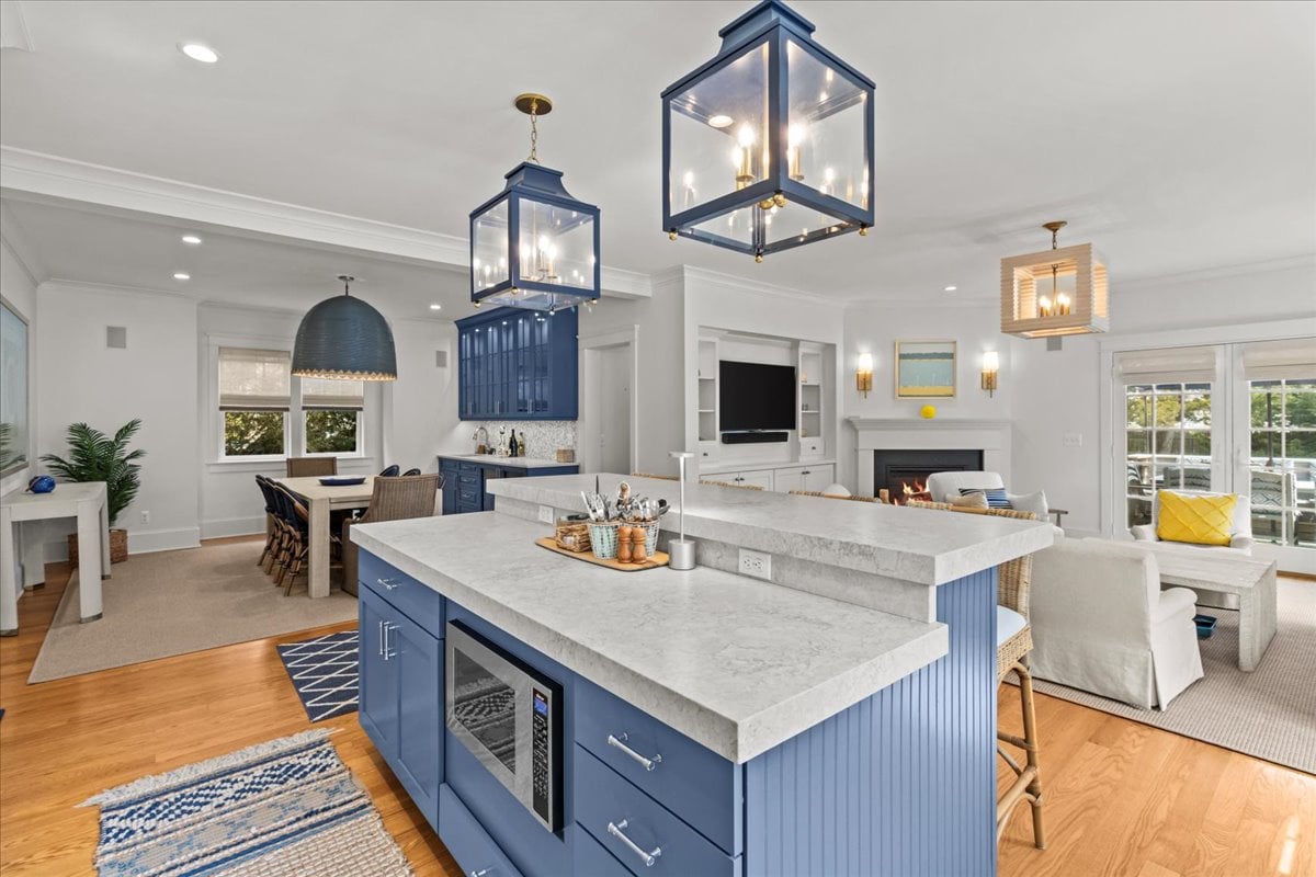 603 Lake Avenue, Bay Head