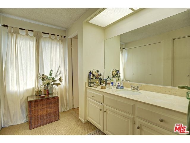 4727 La Villa Marina #D