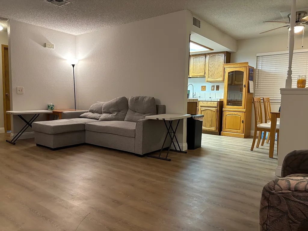 4170 Sanderling Cir #470