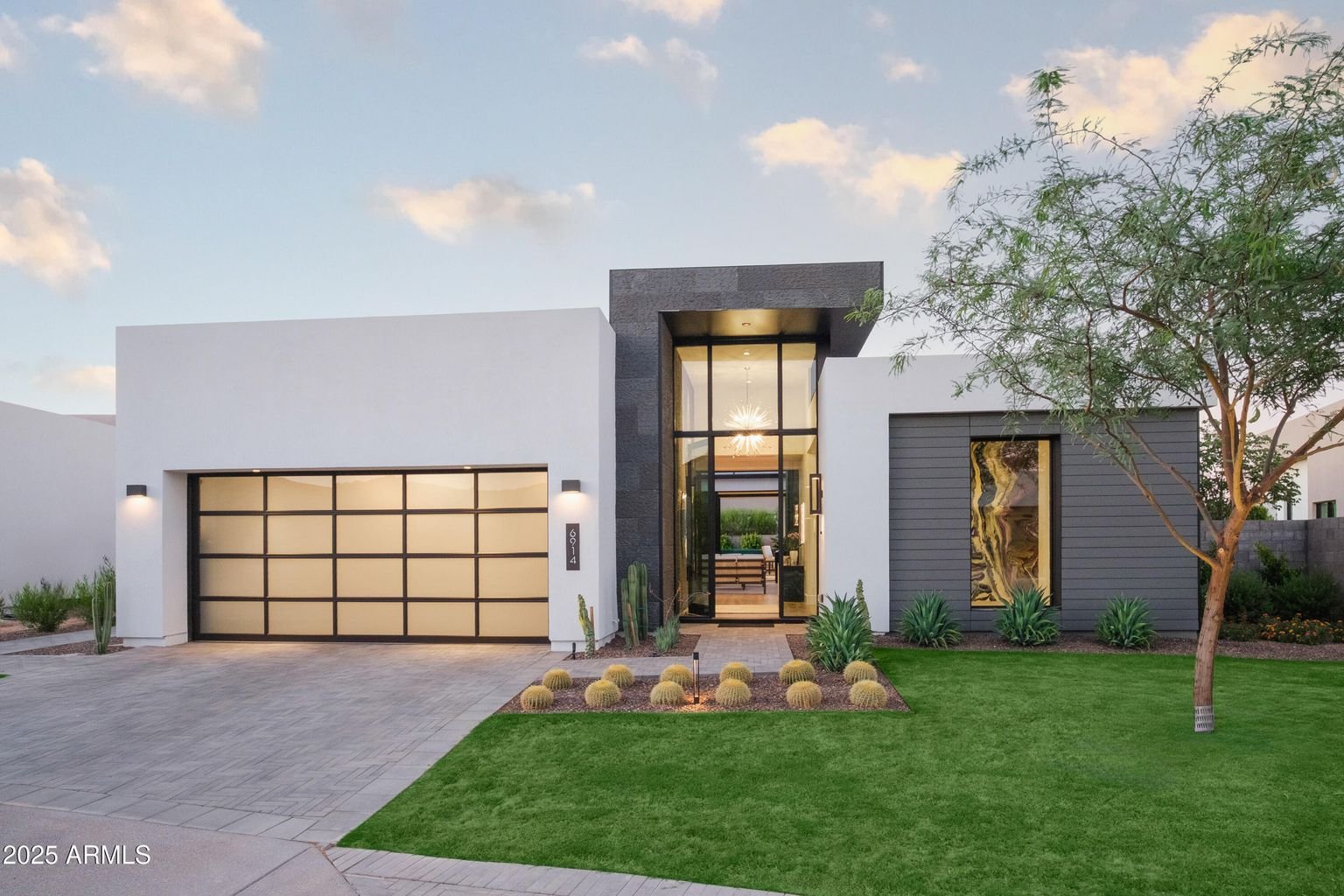 6914 E Cactus Wren Rd