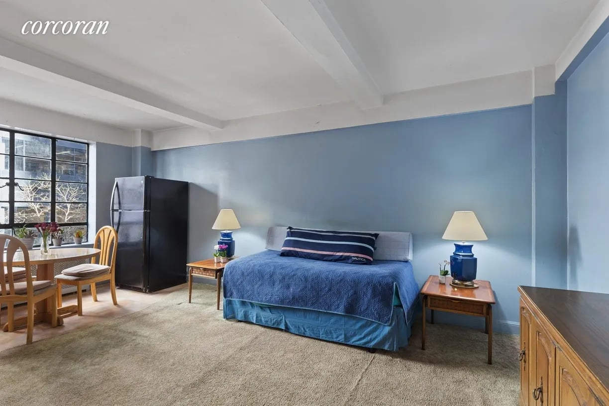 140 E 40th St Apt 4C