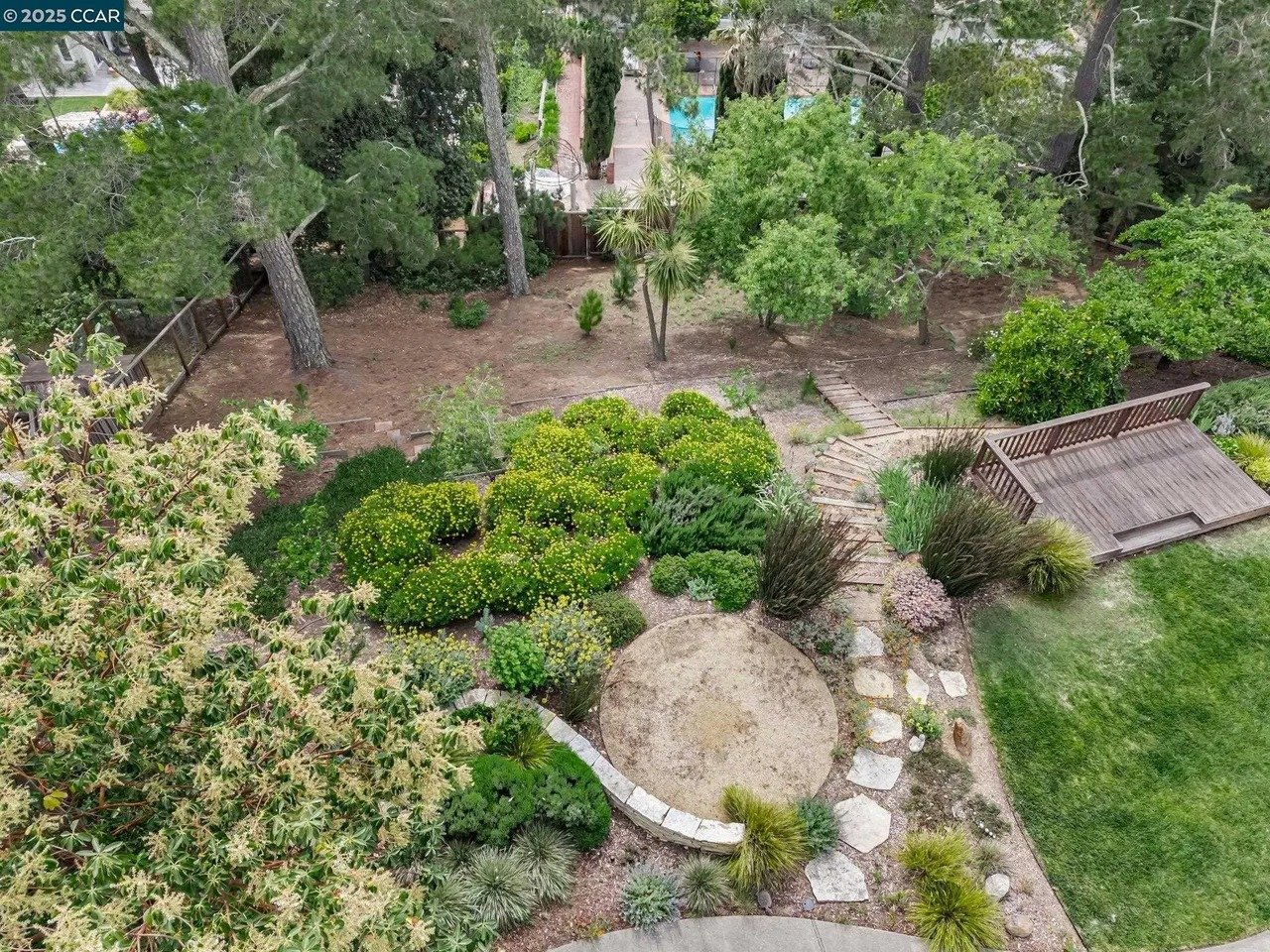 372 Birchwood Dr