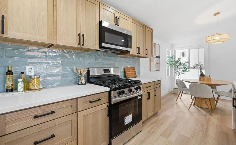 2828 Mission Village Dr, San Diego, CA 92123