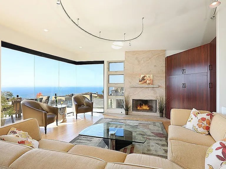 1425 Bounty Way
