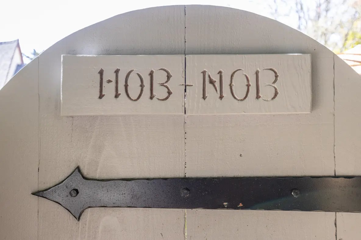 Hob Nob