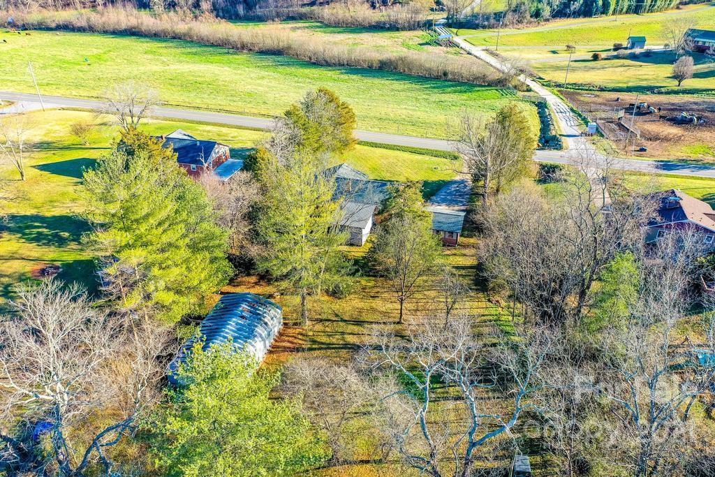 5196 Jenkins Rd