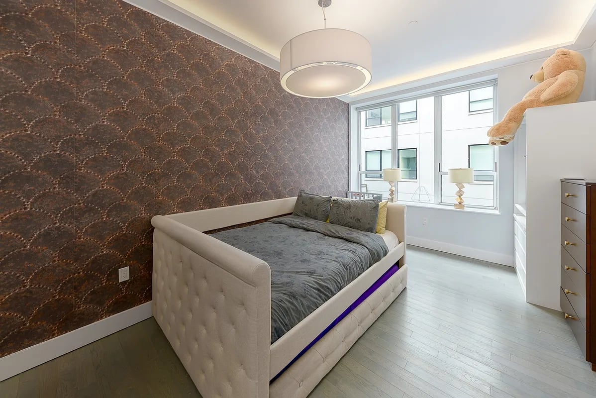 416 West 52nd Street #305