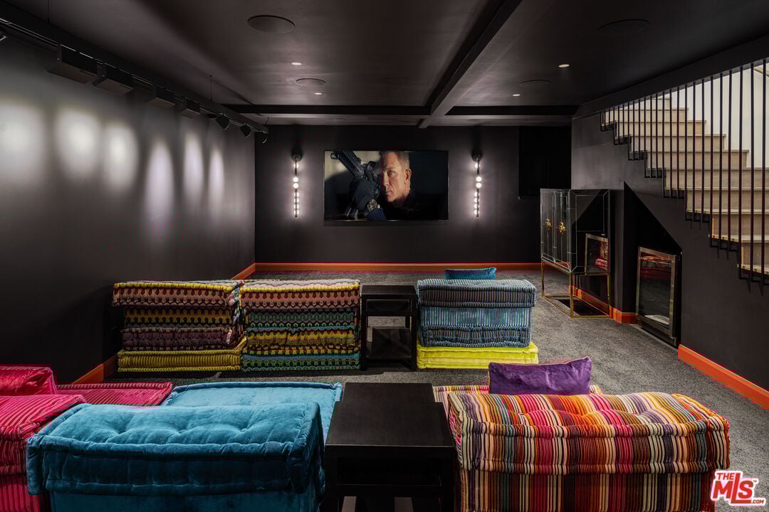 Fairmont Heights, Palisades Beach Rd, 90403