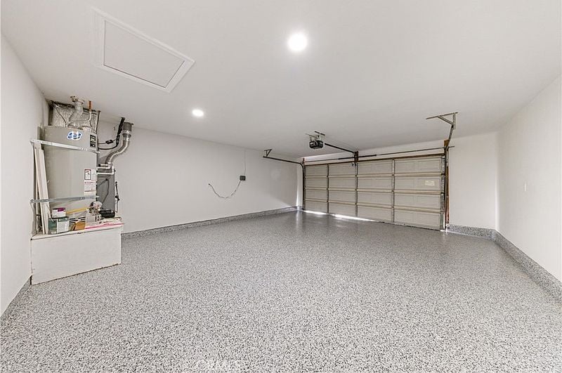 1232 Athens Ave