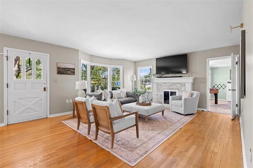 8301 Shawnee Mission Pkwy