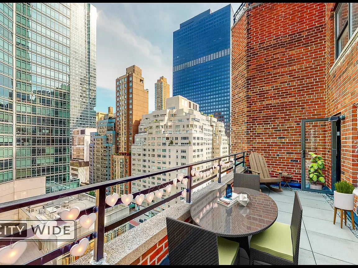 157 East 57th Street Unit: 16A
