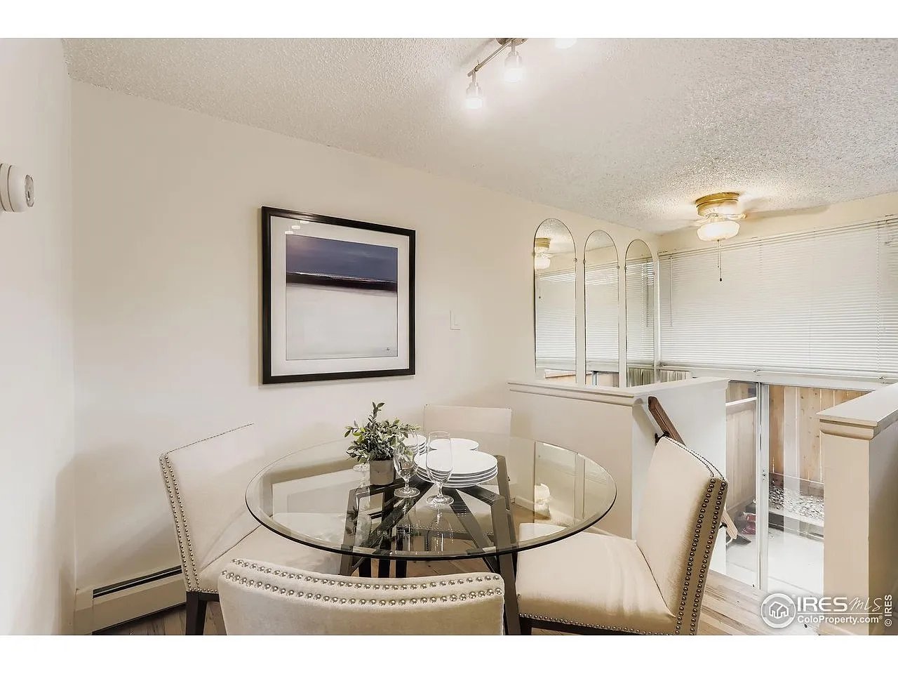 1842 Canyon Blvd #111