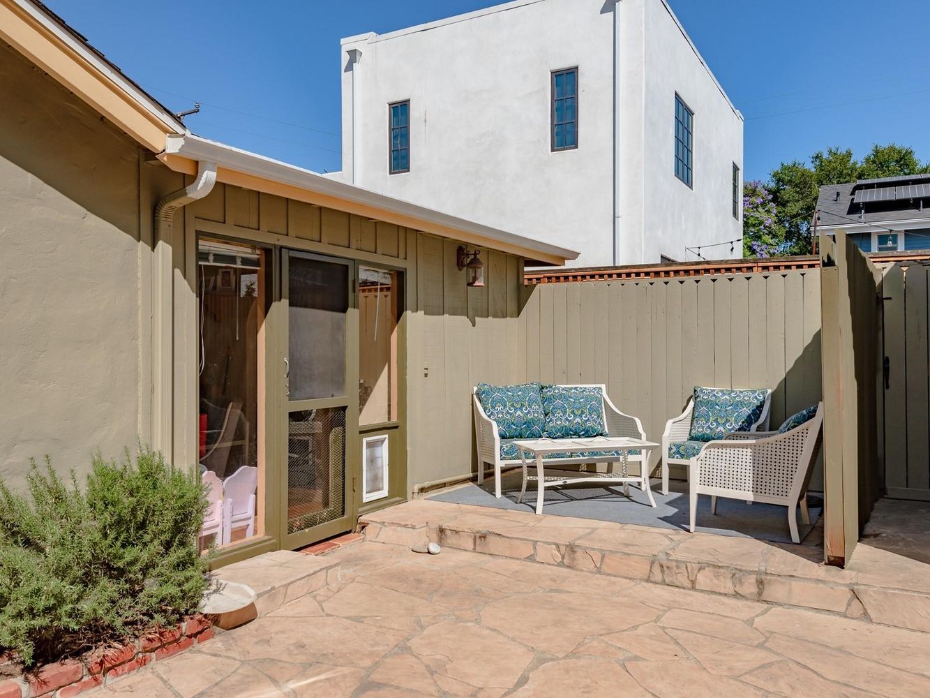2213 Oak Park Ln