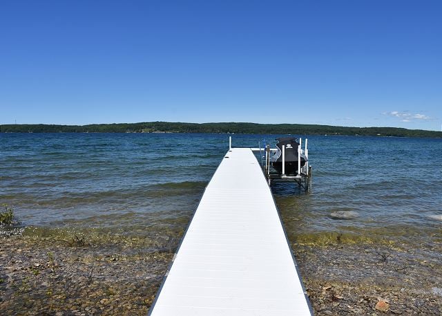 Pine Lake Road, Lake Charlevoix