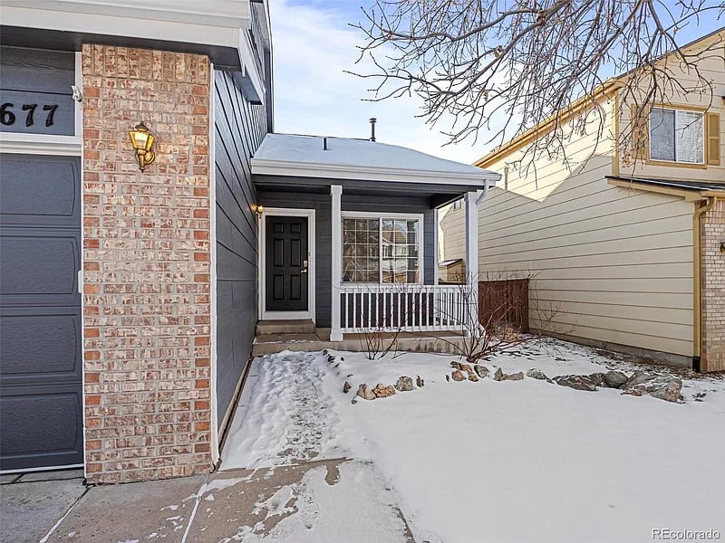 9677 Moss Rose Cir